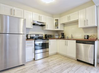 39 Cosby Ave, Saint Catharines, ON L2M 5R5