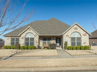 763 Clinton Cir, Springdale, AR 72762