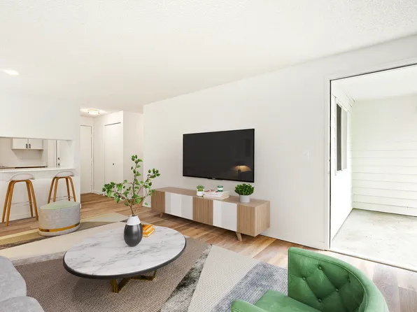 Mozaic, 11210 Meridian Ave N APT B303, Seattle, WA 98133