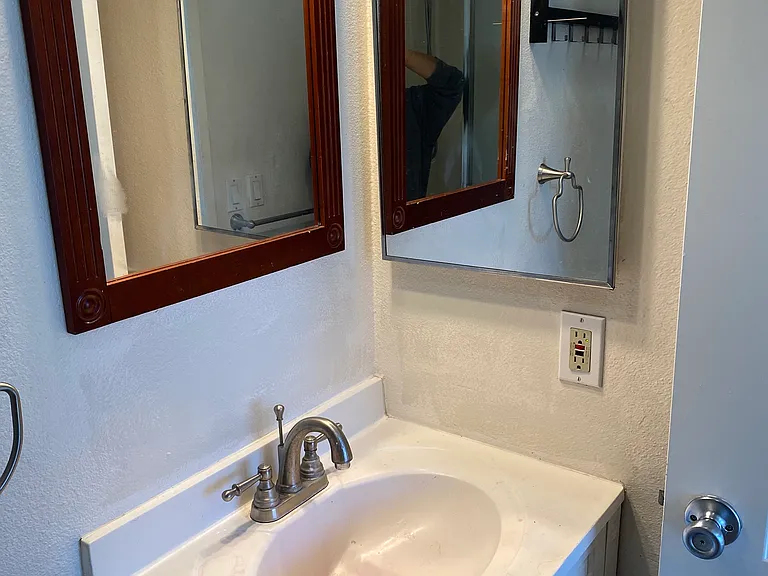 646 Nebraska Ave #8 — Photo 10