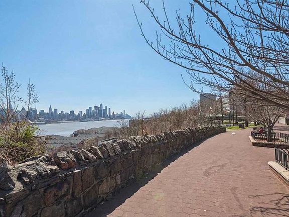 4th image of 6515 John F Kennedy Blvd E #4R