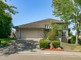 8163 Walnut Hills Way, Fair Oaks, CA 95628