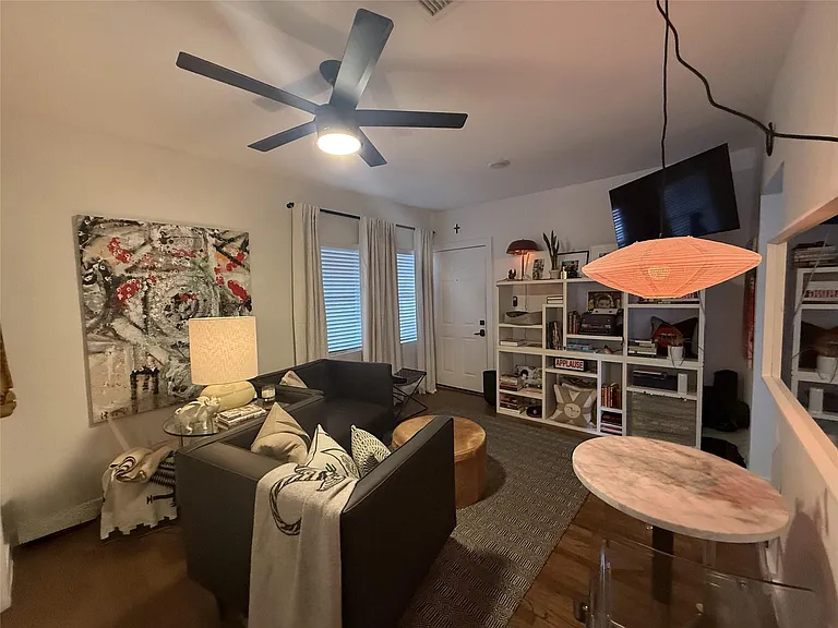 415 Fairview Ave #8 — Photo 10