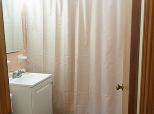 1922 E Locust St APT 4, Milwaukee, WI 53211