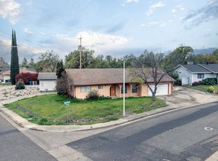 3305 Cessna Dr, Redding, CA 96001