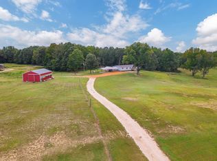 3396 Pillowville Gleason Rd, Gleason, TN 38229