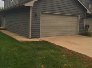 2517 Clayton Blvd, Champaign, IL 61822