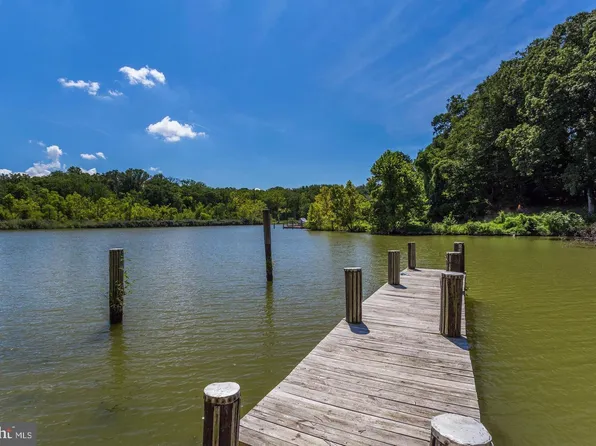 12318 Firth Of Tae Dr, Fort Washington, MD 20744