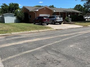 702 N Oklahoma Ave, Boise City, OK 73933