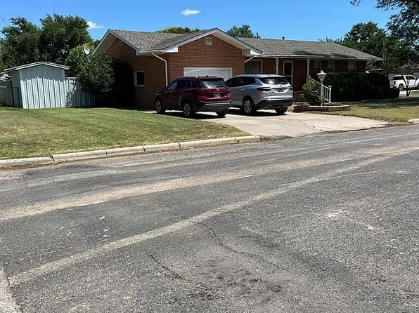 702 N Oklahoma Ave, Boise City, OK 73933