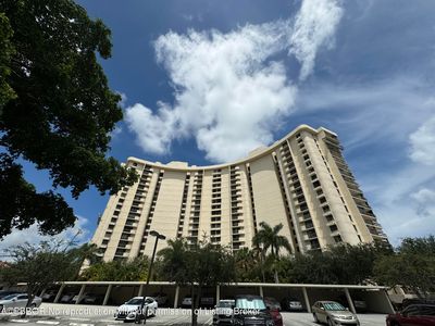 2450 Presidential Way APT 1107, West Palm Beach, FL, 33401