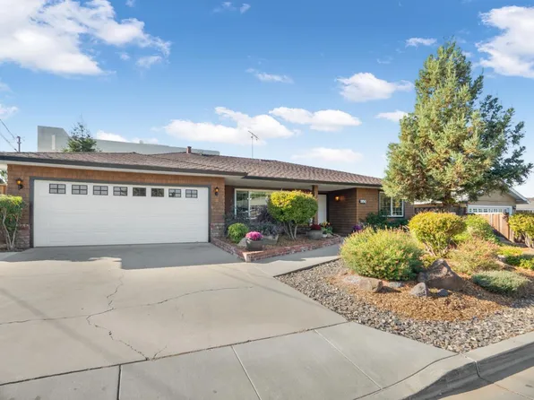 1850 Memorial Dr, Hollister, CA 95023