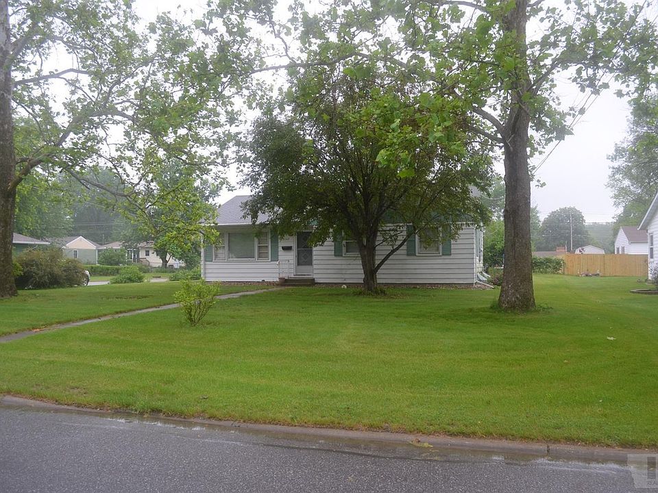 2nd image of 2703 Kenwood St