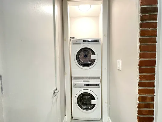 Rented by Bruma Realty LLC | media 2