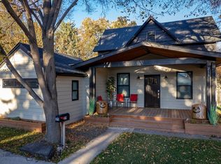 211 S H St, Livingston, MT 59047