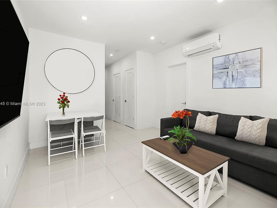 1st image of 733 Michigan Ave #7