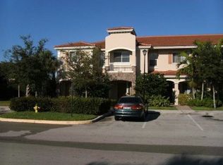 2552 SW 83rd Ave #102, Hollywood, FL 33025