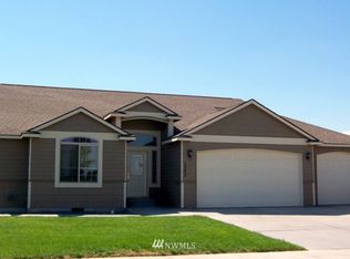 1422 S Judith St, Moses Lake, WA 98837
