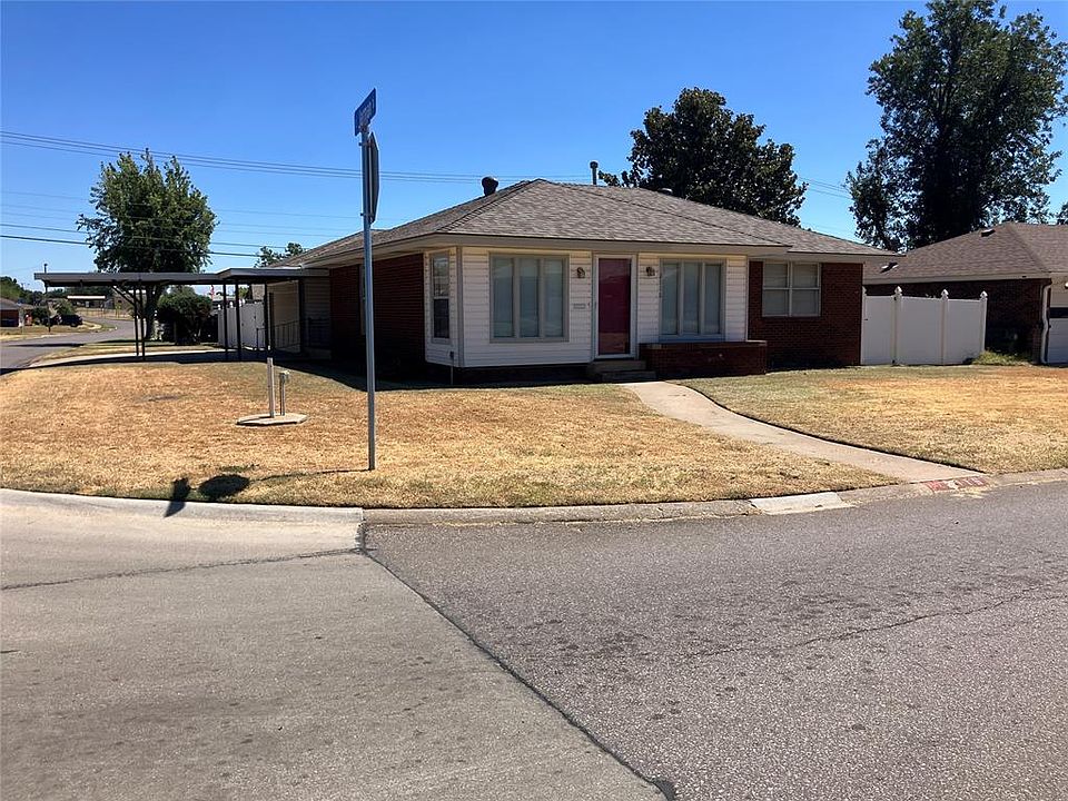 1st image of 2116 Maple Dr