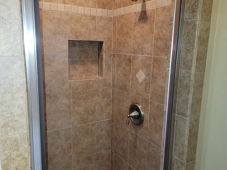 2325 Keith St — Photo 11