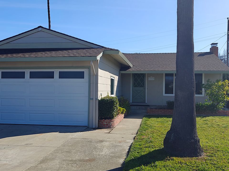1st image of 2257 Bermuda Dr