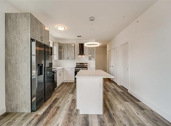 2nd image of 402 69th St #1