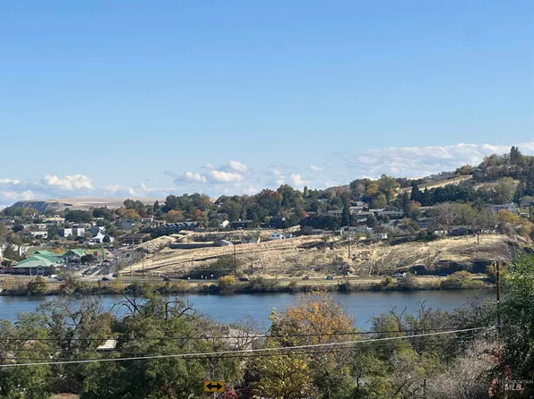 1637 Rimview Dr, Clarkston, WA 99403