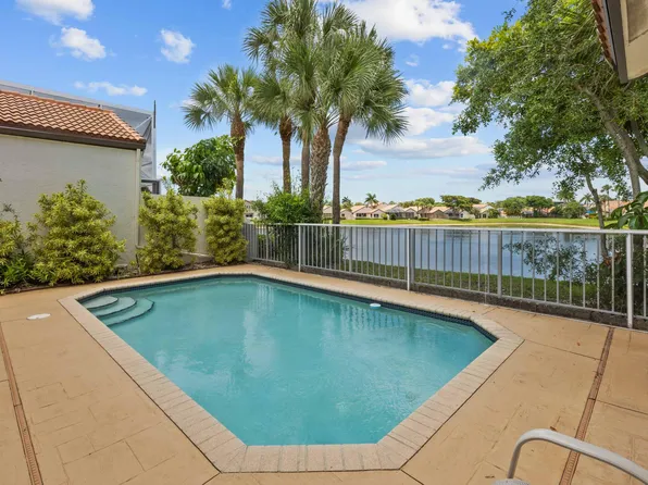22586 Esplanada Drive, Boca Raton, FL 33433