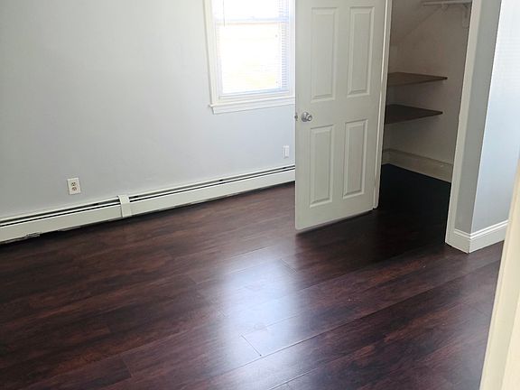 5th image of 270 Woonasquatucket Ave #272