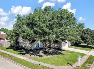 7203 Barton Oaks Dr, Houston, TX 77095