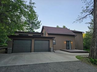 146 Green Spring Rd, Red Wing, MN 55066