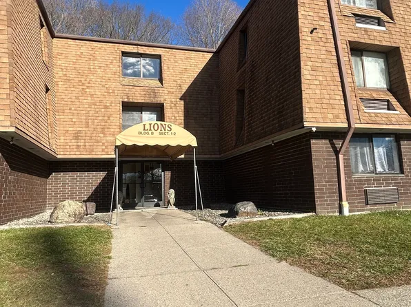 126 Triangle Street #B13, Danbury, CT 06810