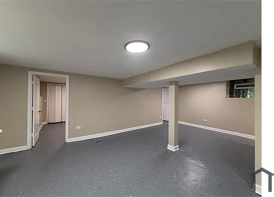12479 S Wabash Ave — Photo 13
