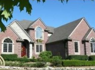 18443 Fox Hollow Ct, Northville, MI