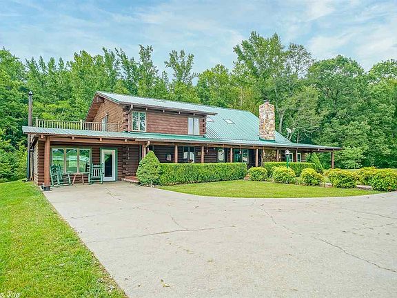 3rd image of 108 Winding Creek Ln