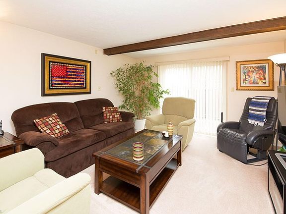 4th image of 32762 Washington Ct #62