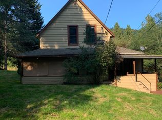 212 Vivian Rd, Kalama, WA 98625