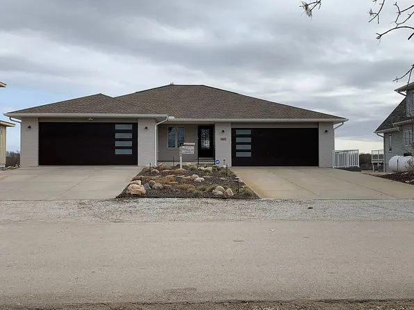 5043 E Platteview Dr, Cedar Creek, NE 68016