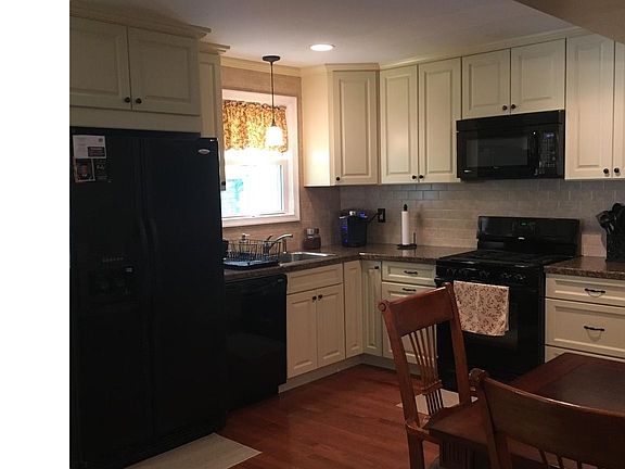 4th image of 936 Borbeck Ave