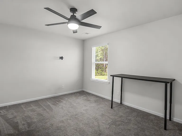 110 Cole St — Photo 42