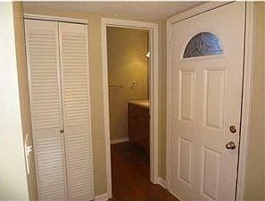 3rd image of 19 Hidden Cove Cir