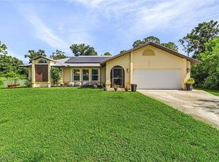 15581 Paper Tree Ct, North Fort Myers, FL 33917
