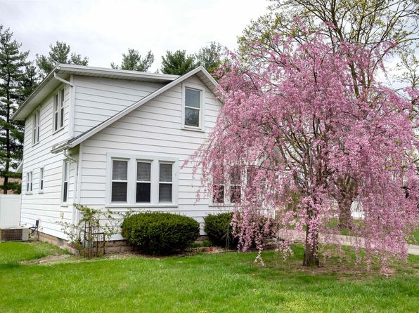 1517 S 11th St, Goshen, IN 46526