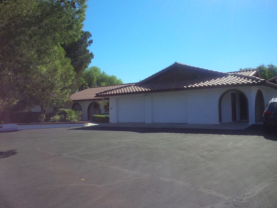 1st image of 5745 Sobb Ave