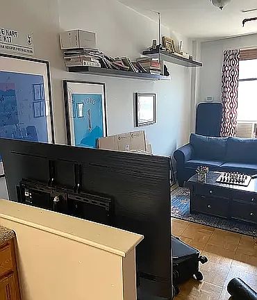 3rd image of 3212 Broadway APT 3