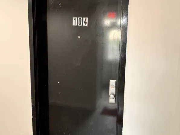 2250 Butler St #104, Easton, PA 18042