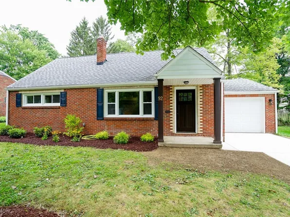 92 Venloe Dr, Poland, OH 44514