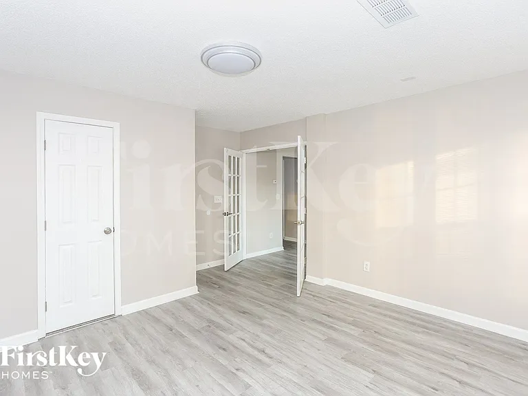 1940 Summit Ridge Ln — Photo 12