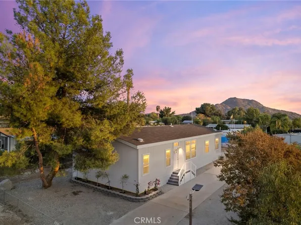 30233 Alicante Dr, Homeland, CA 92548