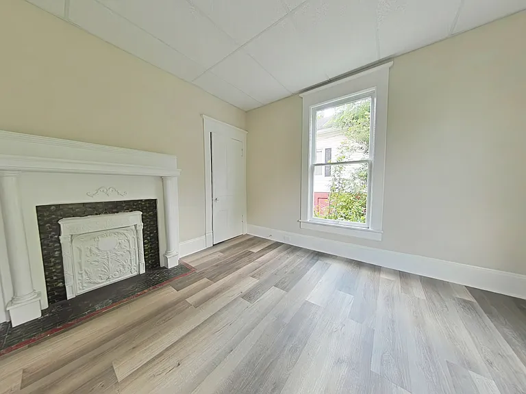 1715 S Main St #A — Photo 4